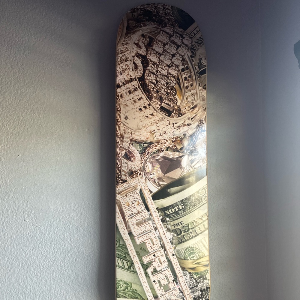 6 supreme skateboards brand new